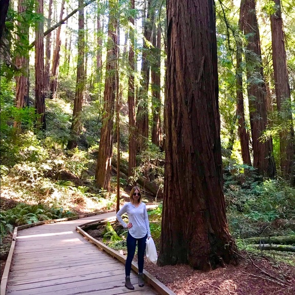 Meet your Posher, Ashlyn - Picture 1 of 1